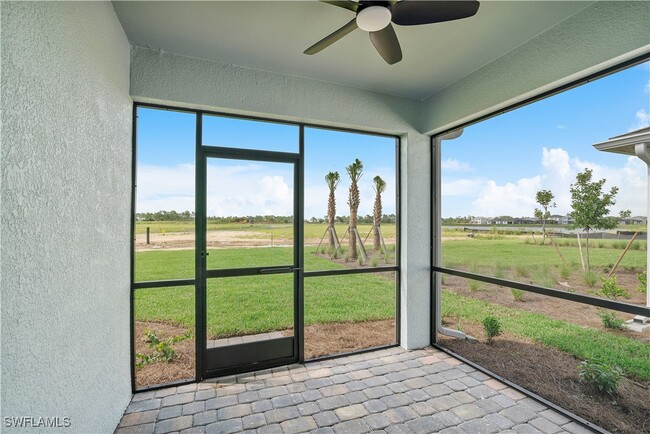 Building Photo - 42425 Cascade Dr