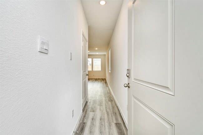 Building Photo - 7534 Linda Lk Ct