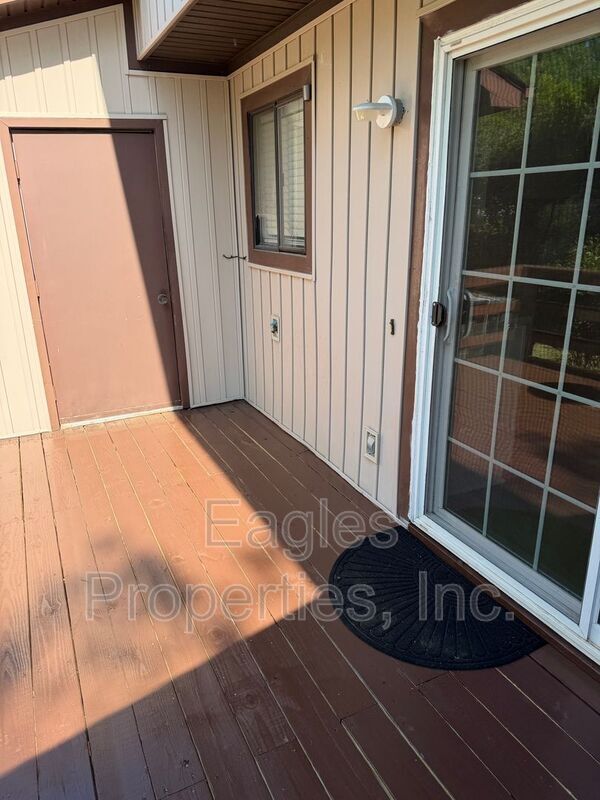 Building Photo - 1902 Harris St