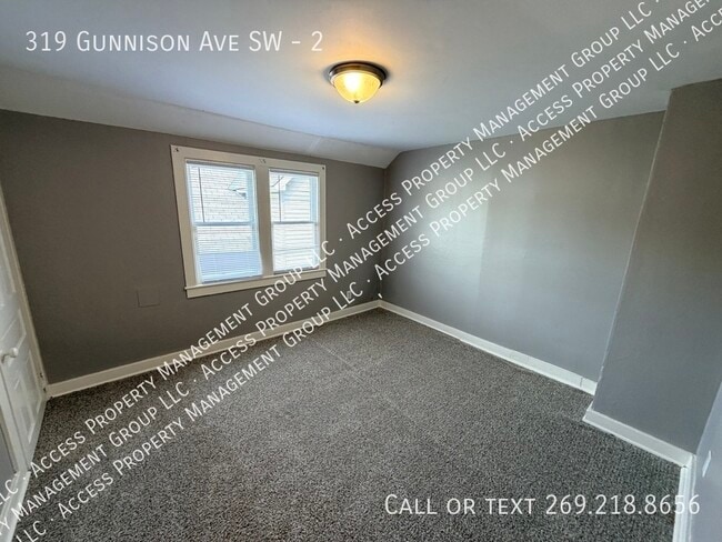 Building Photo - 319 Gunnison Ave SW