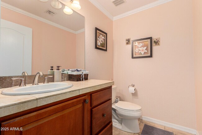 Building Photo - 8912 N 15th Ln