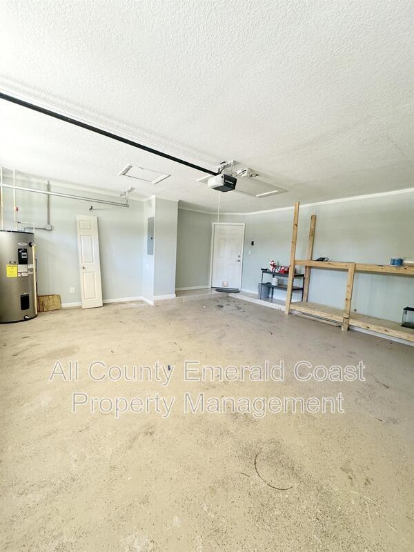 Building Photo - 847 Kell Aire Dr