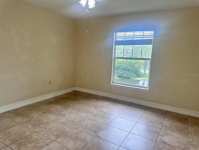 Building Photo - 3702 Palm Desert Ln