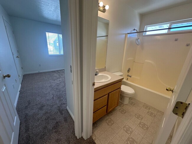 Building Photo - Freshly Painted, New Carpet Throughout - Home For Rent In Springville!!!