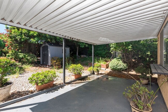 Building Photo - Charming 2BR Home in 55+ Oceanside Community with Solar & In-Unit Laundry