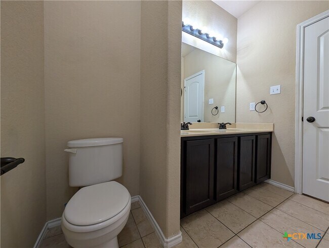 Building Photo - 298 Rosalie Dr