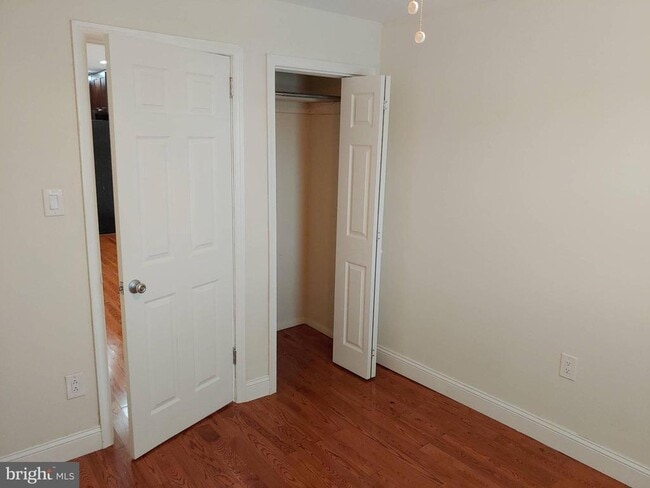 Building Photo - 1749 W Passyunk Ave