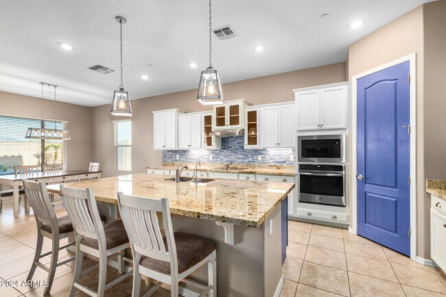 Building Photo - 14549 S 178th Dr