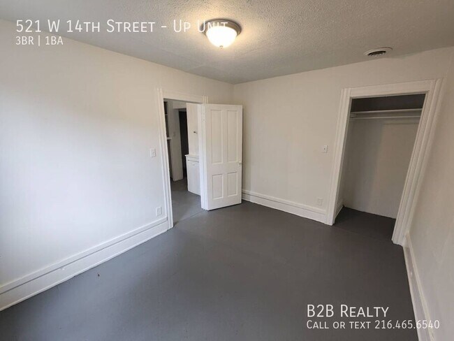 Building Photo - 521 W 14th St