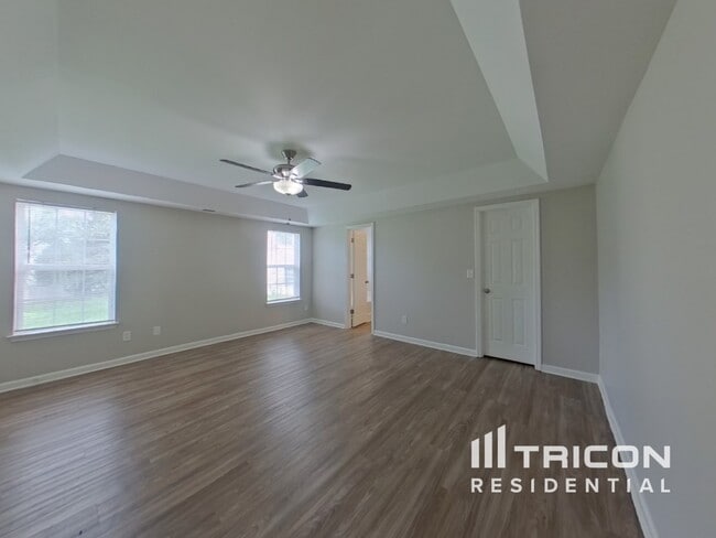 Building Photo - 4514 New House Dr