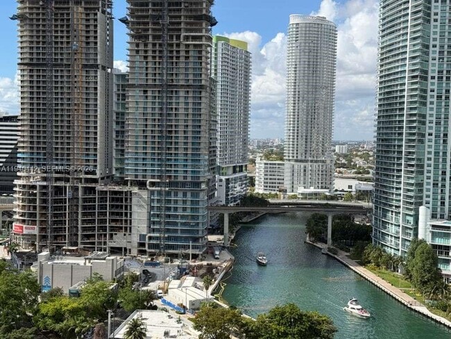 Building Photo - 41 SE 5th St