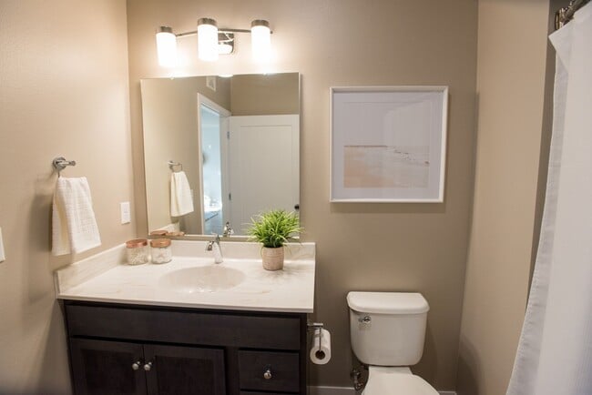 Building Photo - 2 Bedroom 2 Bath apartment, 1st floor but with elevated deck, unit 106, available 6/1/2026