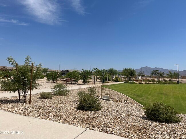 Building Photo - 11148 W Parkway Dr