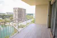 Building Photo - 11111 Biscayne Blvd