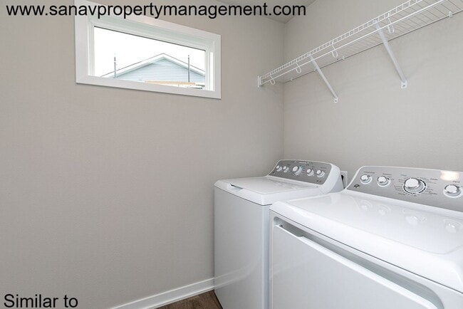 Building Photo - Unbeatable Deal! Gorgeous 3-Bed, 2.5-Bath Ranch Home in Bondurant – Just $1850/Month!