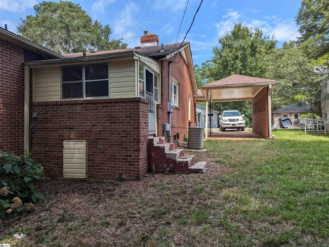 Building Photo - 507 Carver St