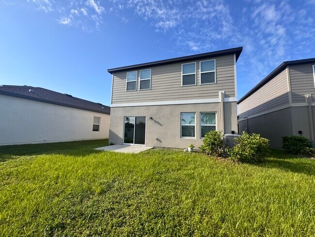 Building Photo - 4 Bed/3 Bath/2 Car Garage New Construction...