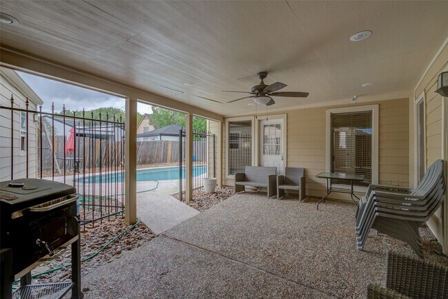 Building Photo - 6614 Winkleman Rd