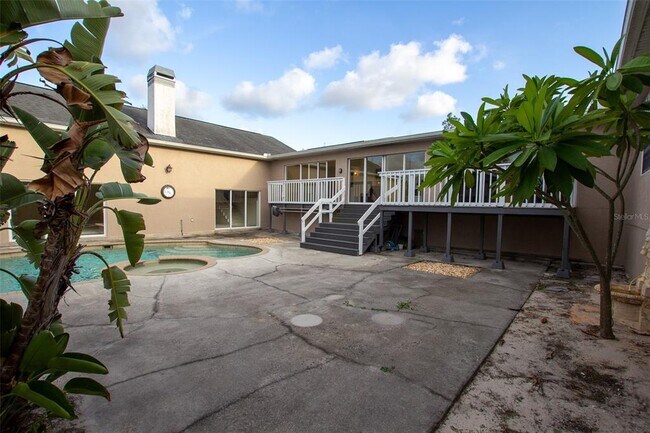 Building Photo - 7941 Sycamore Dr