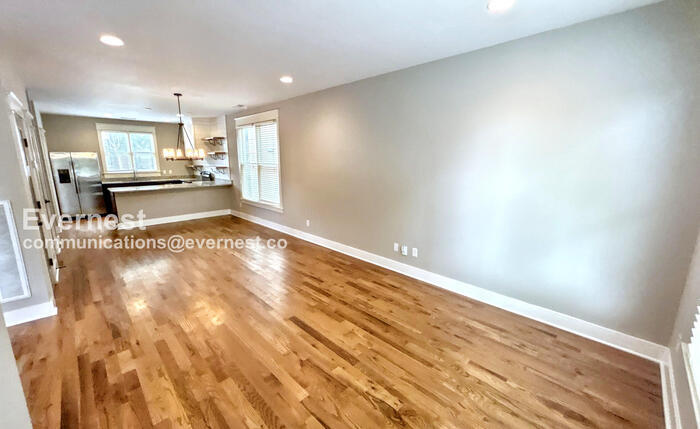 Primary Photo - 1501C 9th Ave N