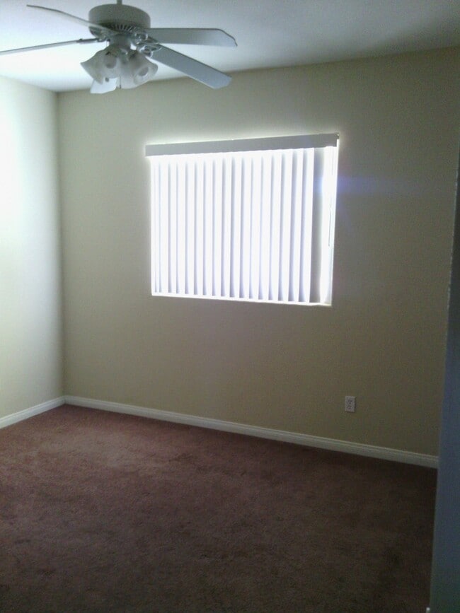 Building Photo - COMING SOON!! 4 bedrooms 2 bathroom home i...