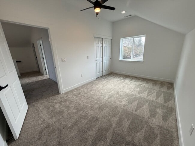 Building Photo - New Construction 2025: 5BR + Main-Level Office Amity OR