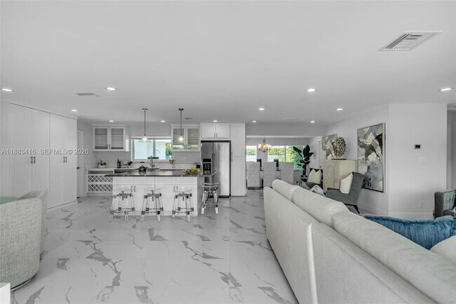 Building Photo - 465 NW 11th St