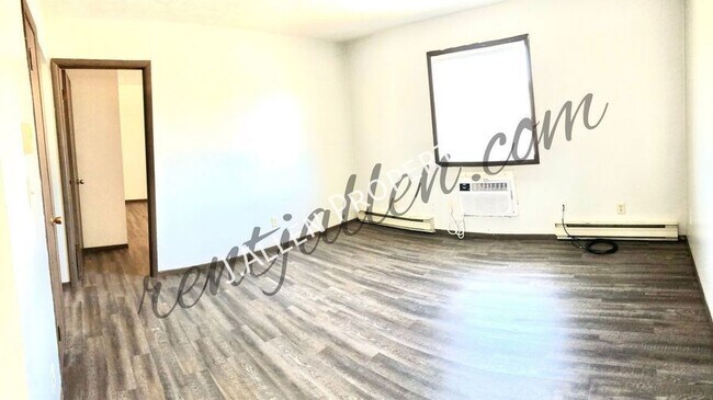 Building Photo - 107 Gold Strike Dr