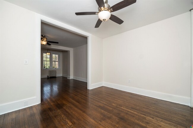 Building Photo - 1416 Hampton Blvd