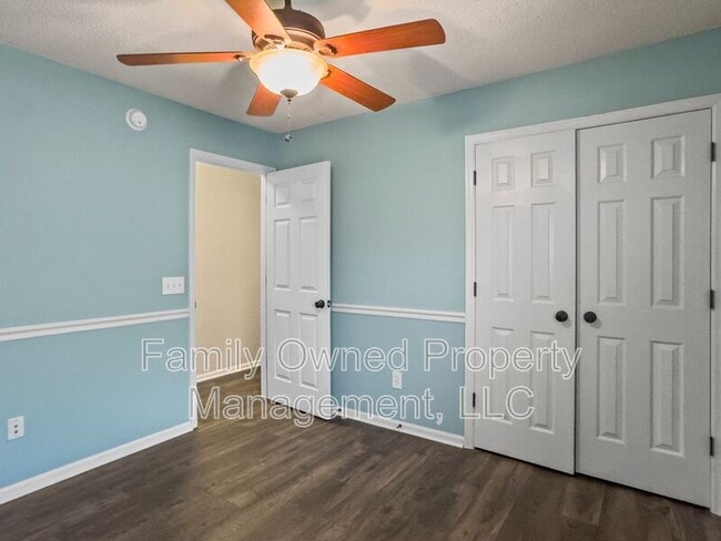 Building Photo - 72 Blue Jasmine Ln