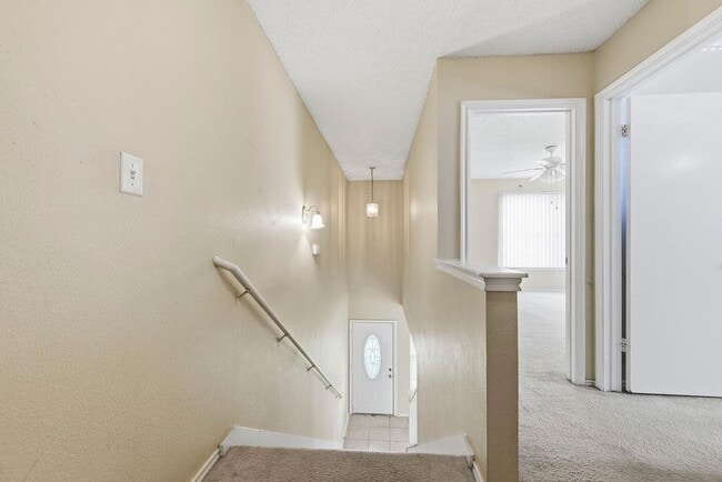 Building Photo - 1109 Bradbury Ln