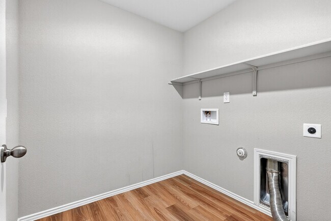 Building Photo - 2306 Bufflehead Dr