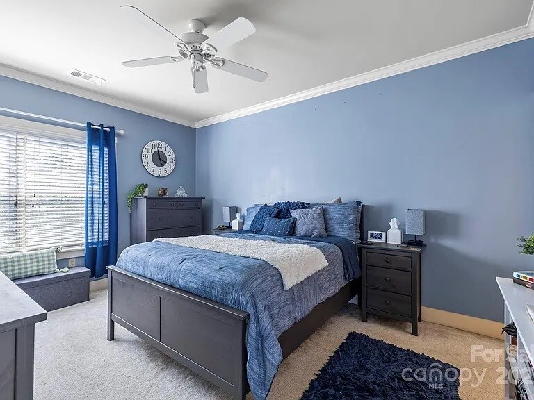 Building Photo - 9 Kenilworth Knls