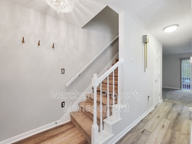 Building Photo - 309 Miller Rd