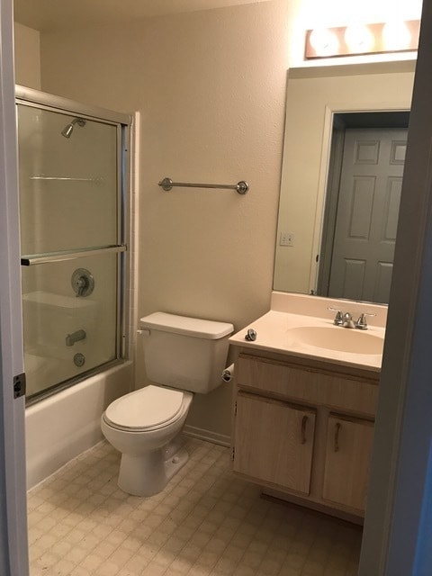 Building Photo - 2 bedroom 2 bath townhouse for rent at "Rio de Oro" in Mission Valley!