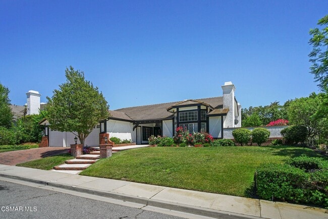 Building Photo - 1142 Earlham Ct