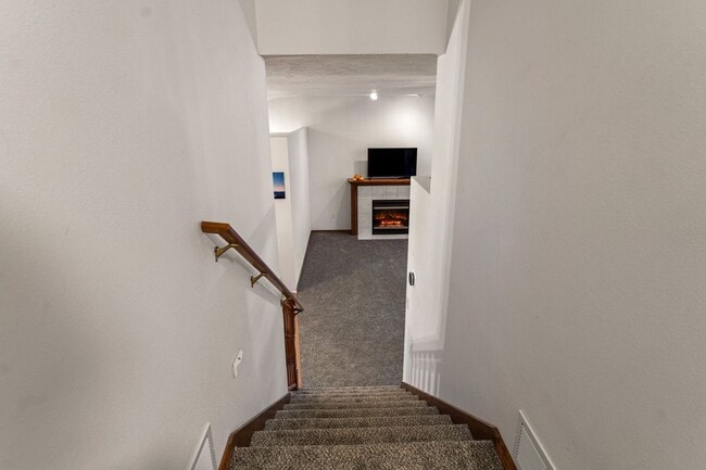 Building Photo - Beautifully done 3 bed 3 bath home in Greenacres/liberty lake area