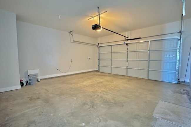 Building Photo - COMING EARLY FEBRUARY 2026! (One Pet Maximum)