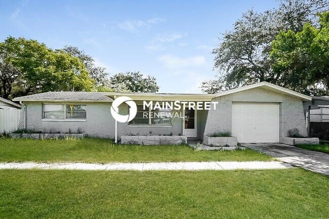 Primary Photo - 2 Bedroom Pet-Friendly Home in Port Richey...