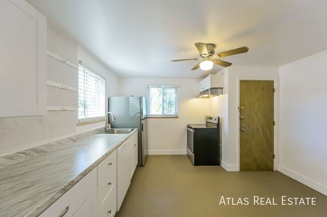 Primary Photo - 6205 W 40th Ave