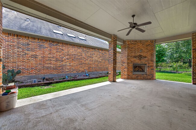 Building Photo - 17803 Hayward Hill Dr