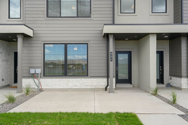 Building Photo - 904 S 850 W