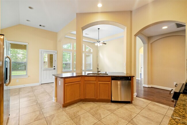 Building Photo - 214 Pinto Point Dr