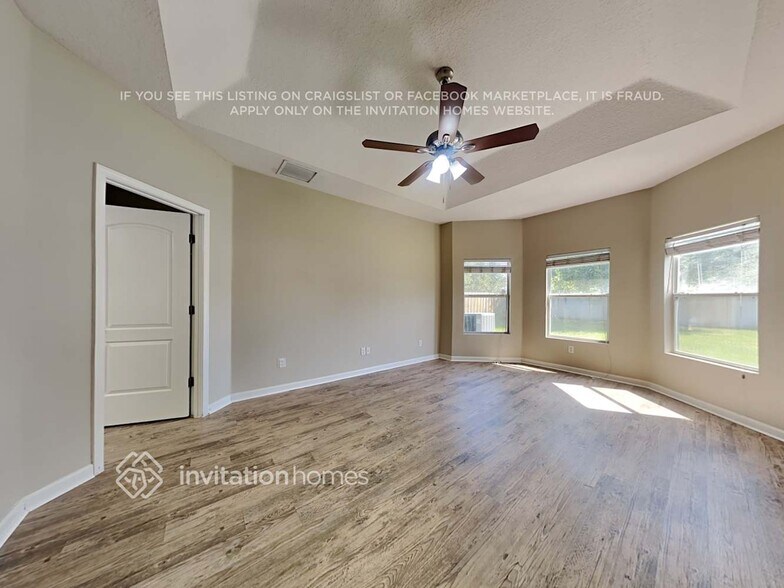 Building Photo - 15827 Canoe Creek Dr