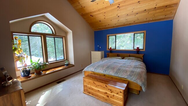 Building Photo - 26927 Manzanita Ct