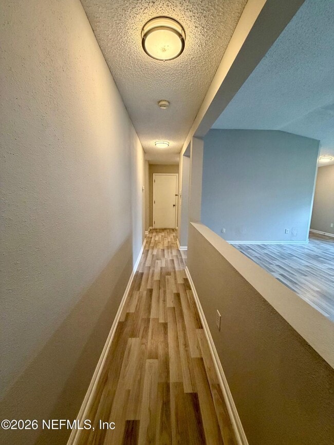 Building Photo - 230 Cezanne Cir