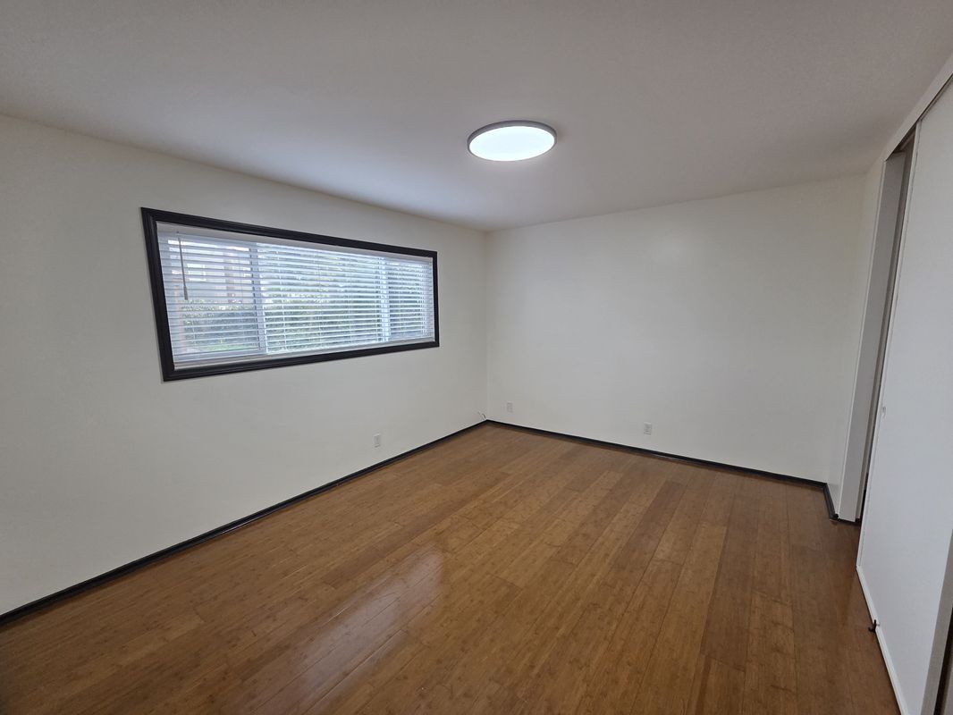 Building Photo - 16732 Busby Ln