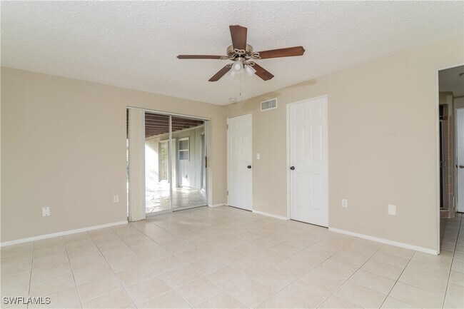 Building Photo - 312 Monet Dr