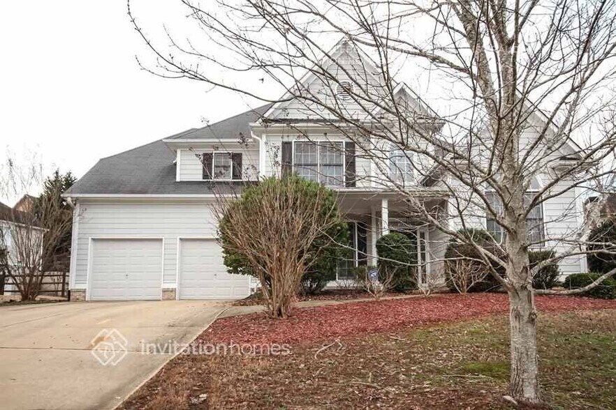 Primary Photo - 348 Adelaide Xing