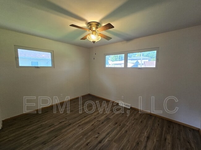 Building Photo - 2514 Saratoga Dr